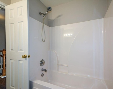 3063 Grace Court - Photo Thumbnail 31