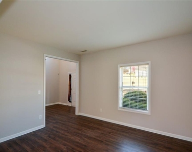 3063 Grace Court - Photo Thumbnail 8