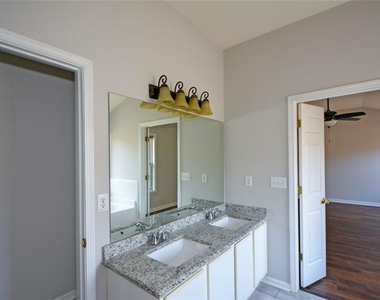 3063 Grace Court - Photo Thumbnail 25