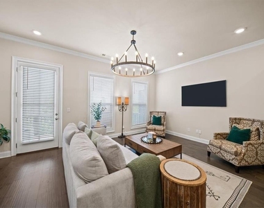 1829 La Dawn Lane - Photo Thumbnail 18