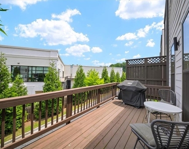 1829 La Dawn Lane - Photo Thumbnail 26
