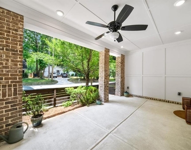 1829 La Dawn Lane - Photo Thumbnail 13