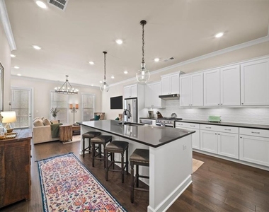 1829 La Dawn Lane - Photo Thumbnail 4