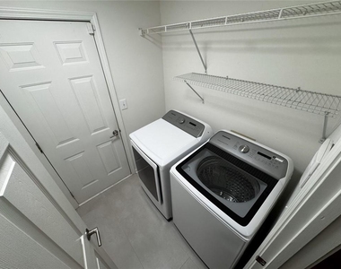 1425 Overland Crossing - Photo Thumbnail 22