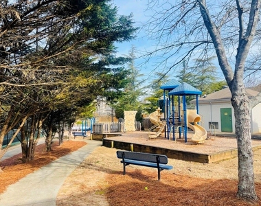 1425 Overland Crossing - Photo Thumbnail 39