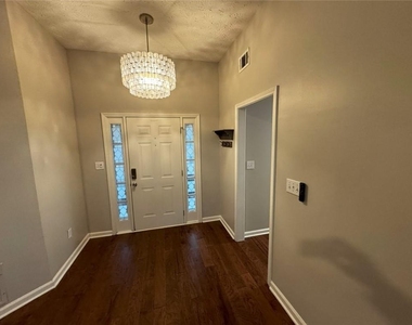 1425 Overland Crossing - Photo Thumbnail 6