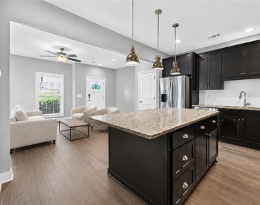 920 Westmoreland Circle Nw - Photo Thumbnail 14