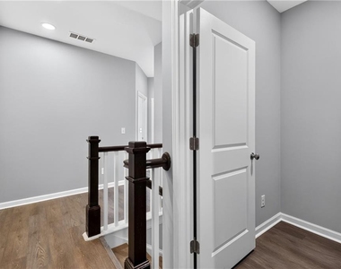 920 Westmoreland Circle Nw - Photo Thumbnail 19