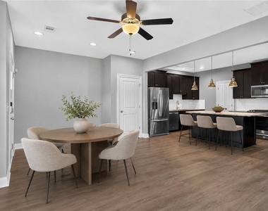 920 Westmoreland Circle Nw - Photo Thumbnail 10