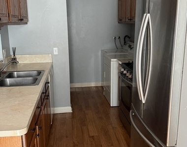 7760 West Almond Court - Photo Thumbnail 8