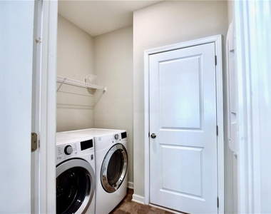 4270 Bryton Trace Drive - Photo Thumbnail 9
