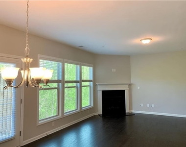 1327 Elderwood Way - Photo Thumbnail 2