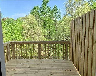 1327 Elderwood Way - Photo Thumbnail 20