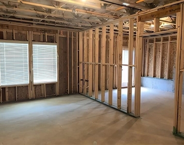 1327 Elderwood Way - Photo Thumbnail 24