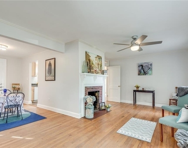 388 Ashley Avenue Ne - Photo Thumbnail 8