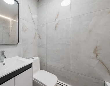 147 9th Street, Brooklyn, NY 11215 - Photo Thumbnail 4