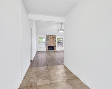 2730 Mesquite Drive - Photo Thumbnail 1