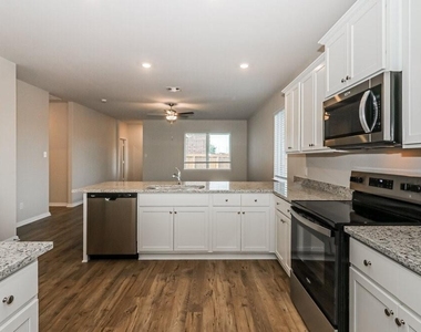 191 Emma Rose Drive - Photo Thumbnail 5