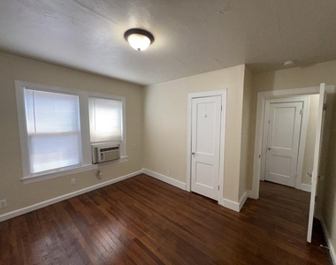 1552 Lombardy Street - Photo Thumbnail 11