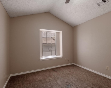 1228 Avenue O - Photo Thumbnail 19