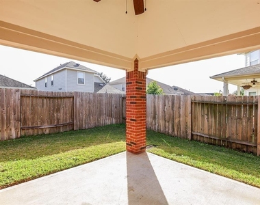 11414 Ryan Manor Drive - Photo Thumbnail 15