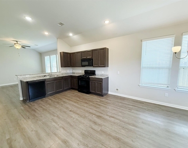 14613 E Pine Heart Drive - Photo Thumbnail 5