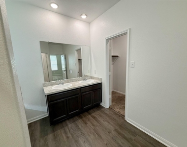 14613 E Pine Heart Drive - Photo Thumbnail 10