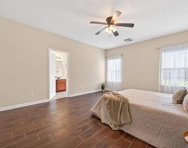 10427 Lyndon Meadows Drive - Photo Thumbnail 15