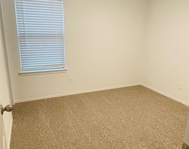 5146 Bay Meadows Lane Lane - Photo Thumbnail 30