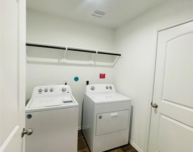 5146 Bay Meadows Lane Lane - Photo Thumbnail 21