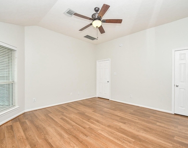 10614 Sunswept Fields Lane - Photo Thumbnail 20