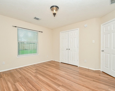 10614 Sunswept Fields Lane - Photo Thumbnail 24