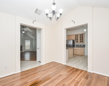 10614 Sunswept Fields Lane - Photo Thumbnail 2