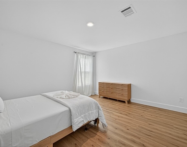 27615 Seascape Village Drive - Photo Thumbnail 33