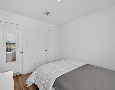 27615 Seascape Village Drive - Photo Thumbnail 32