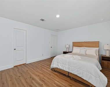 27615 Seascape Village Drive - Photo Thumbnail 35
