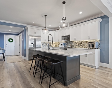 535 Ocean - Photo Thumbnail 19