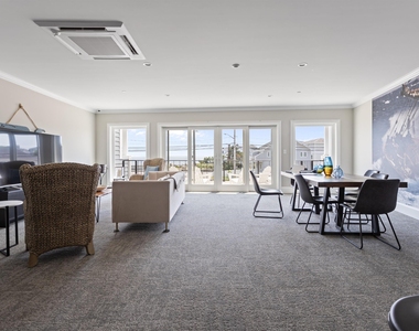 535 Ocean - Photo Thumbnail 39