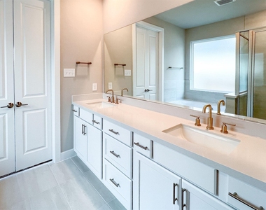 21818 Fitzroy Manor Lane - Photo Thumbnail 17