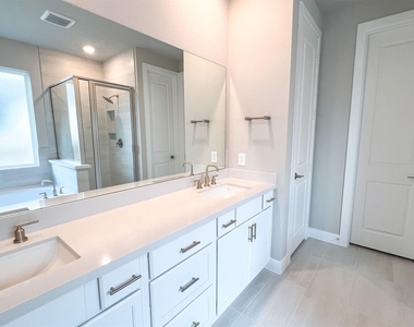 21818 Fitzroy Manor Lane - Photo Thumbnail 14