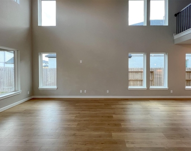 21818 Fitzroy Manor Lane - Photo Thumbnail 11