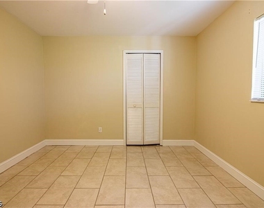 6113 Deer Run - Photo Thumbnail 32