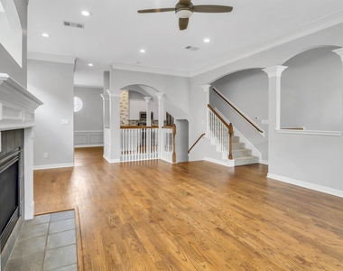 5320 Blossom Street - Photo Thumbnail 1