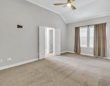 5320 Blossom Street - Photo Thumbnail 5