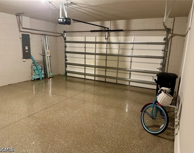 20502 Camino Torcido Loop - Photo Thumbnail 17