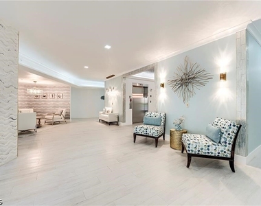 4183 Bay Beach Lane - Photo Thumbnail 3