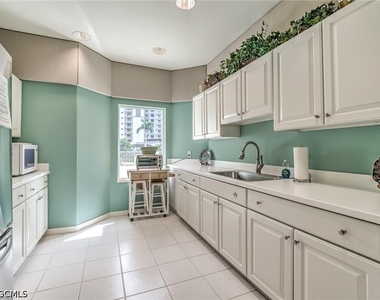 4183 Bay Beach Lane - Photo Thumbnail 44