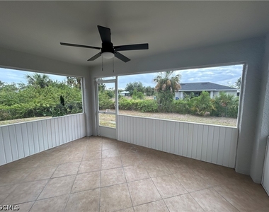 6012 Thrush Avenue - Photo Thumbnail 12
