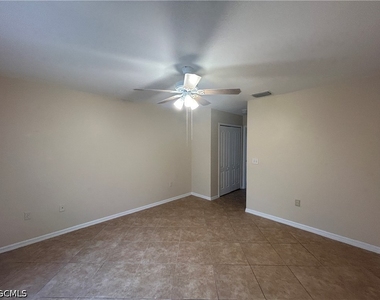 6012 Thrush Avenue - Photo Thumbnail 14