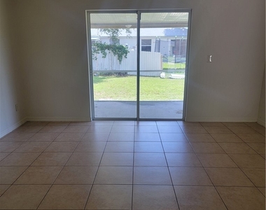 4511 30th Street Sw - Photo Thumbnail 4